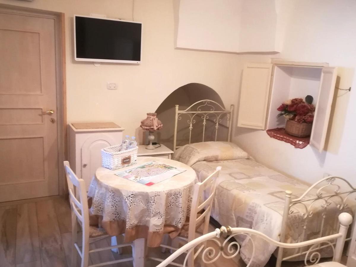 Archetto Bianco Bed & Breakfast มาร์ตินาฟรังกา ภายนอก รูปภาพ